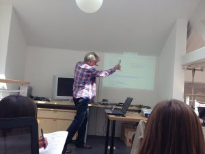 redefine 6 misshedgesvps